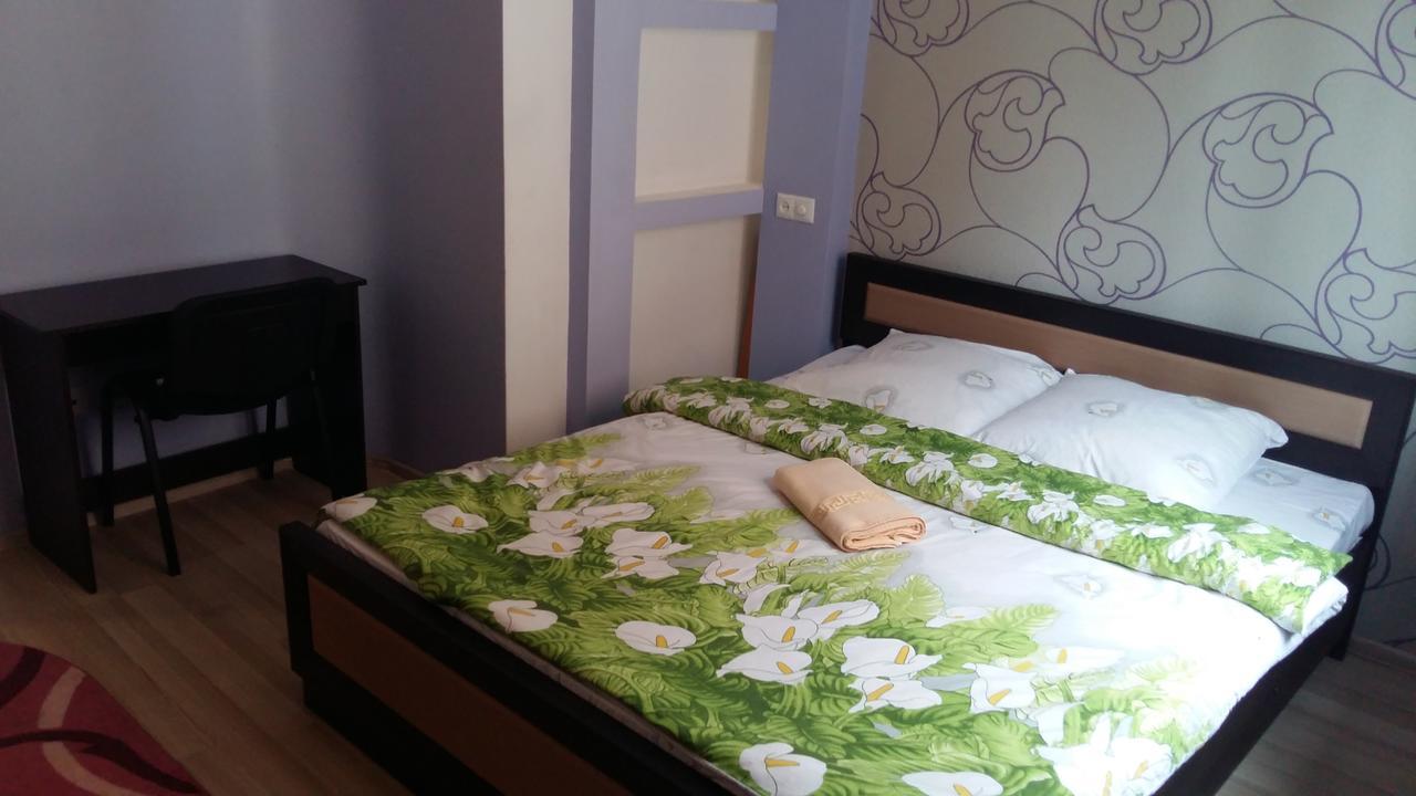 Uzh Apartments Oujhorod Extérieur photo