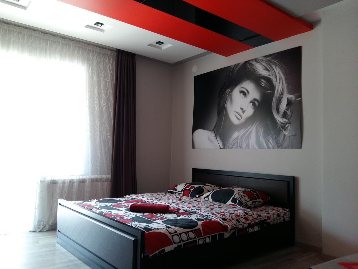 Uzh Apartments Oujhorod Extérieur photo